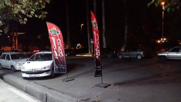 پیکره گرگان زخمی ازپرچمهای ساحلی/بی نظمی در تبلیغات بیداد میکند