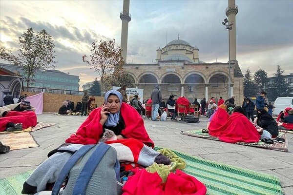 Düzce depreminde yaralı sayısı artıyor