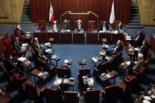آغاز بررسی آییننامه هیئت عالی نظارت با حضور سران قوا آغاز بررسی آییننامه هیئت عالی نظارت با حضور سران قوا