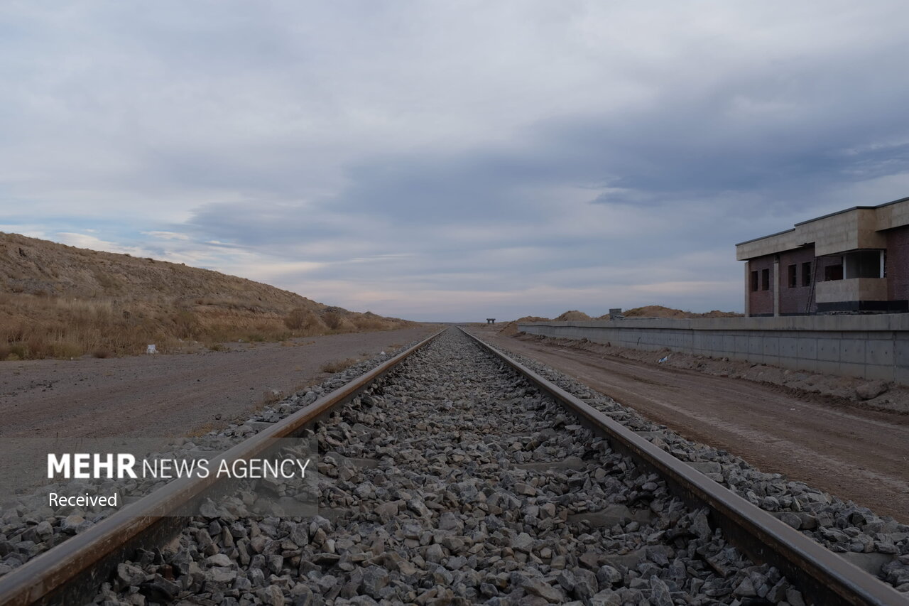 راه آهن تبریز- میانه؛ ۲۲سال درایستگاه انتظار/ پروژه در بنبست است