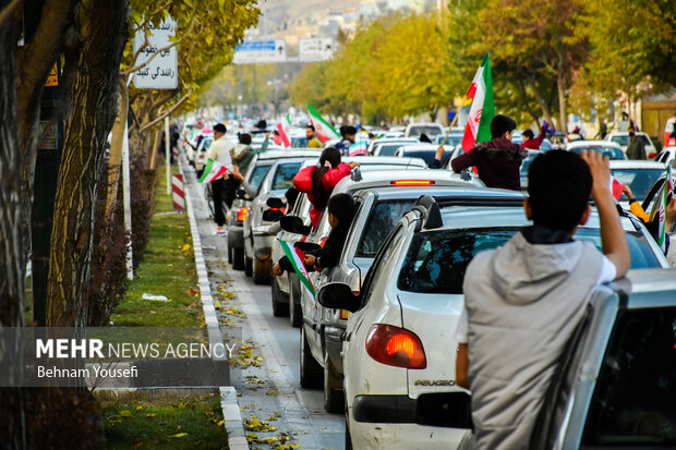 خوشحالی مردم اراک بعد از برد ایران