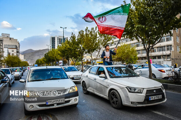 خوشحالی مردم اراک بعد از برد ایران