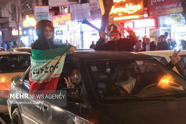 جشن و پایکوبی اردبیلی‌ها در شب پیروزی تیم ملی