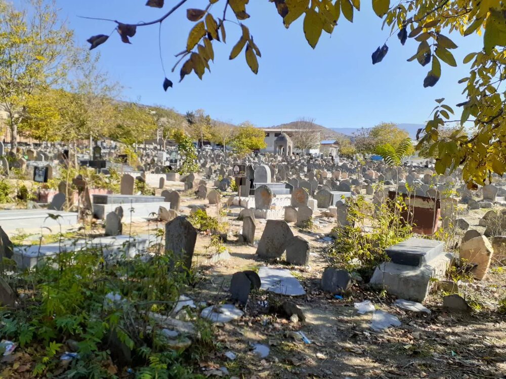 «قبرستان سپید» اولین آرامگاه مسلمانان در ایران
