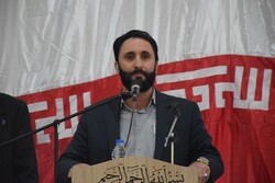 عزیزی: کرامت و تمدن‌ سازی زن پاسخ اسلام به روایت مصرف‌ گرایی غرب است