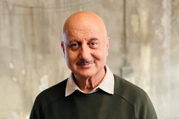 بازیگری که بعد از بازی در ۵۲۵ فیلم میخواهد دوباره کارگردانی کند