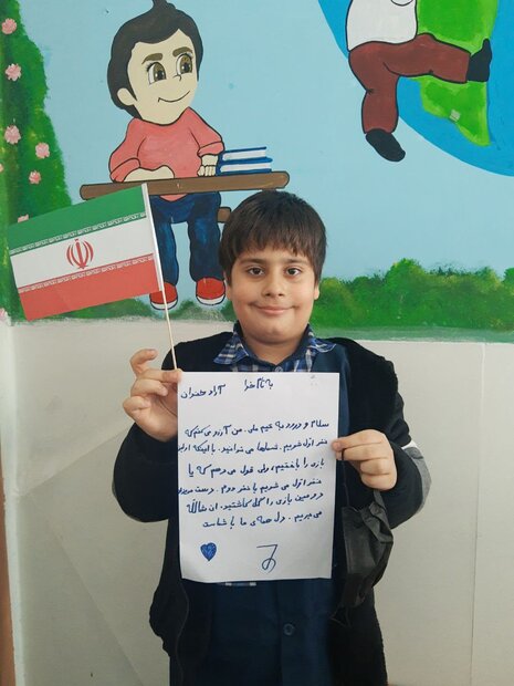 تیم آمریکا 11 نفر است اما شما 80 میلیون نفر/ بجنگ برای شادی مردم