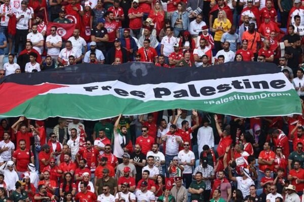 حمایت گسترده تونسی‎ها از فلسطین در جریان جام‌جهانی + فیلم وتصاویر