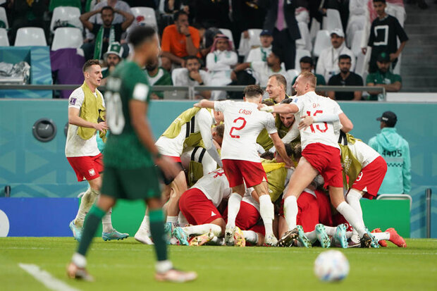 Poland defeats Saudi Arabia at 2022 World Cup 2-0 