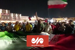 حمایت هواداران ایرانی از تیم ملی در محله سوق السجاد دوحه قطر