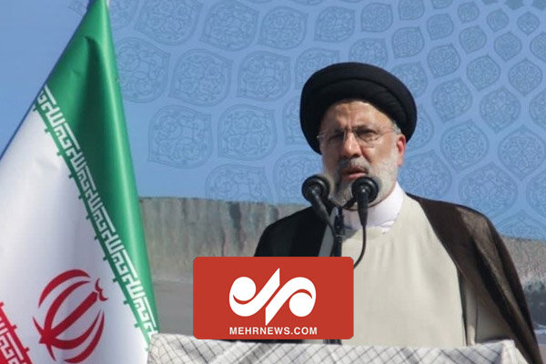 پرستاران چهرههای با ظرفیت جامعه ما هستند