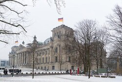 «عصر یخبندان» در پارلمان آلمان؛ نمایندگان به کاپشن پشمی پناه بردند