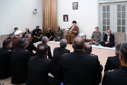 رہبر انقلاب سے ایرانی بحریہ کے کمانڈروں اور اعلیٰ حکام کی ملاقات