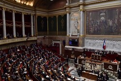 درخواست ۱۱۵ نماینده فرانسوی از ماکرون برای توقف صادرات تسلیحاتی به اسرائیل