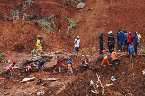 Landslide kills at least 14 in Cameroon capital