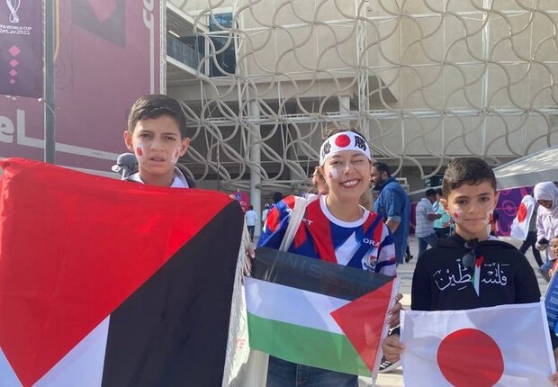 حضور پر رنگ فلسطین در جام جهانی ۲۰۲۲ به روایت تصاویر