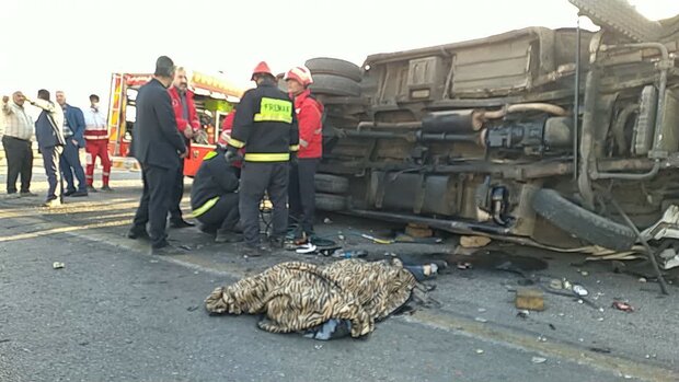 حادثه برای سرویس دانشجویان دانشگاه آزاد نجفآباد