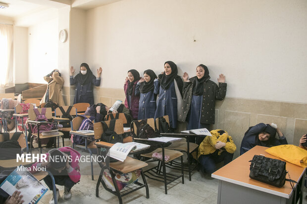 مانور سراسری زلزله و ایمنی در مدارس تبریز