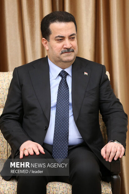 عراقی وزیراعظم کی رہبر معظم انقلاب اسلامی سے ملاقات

