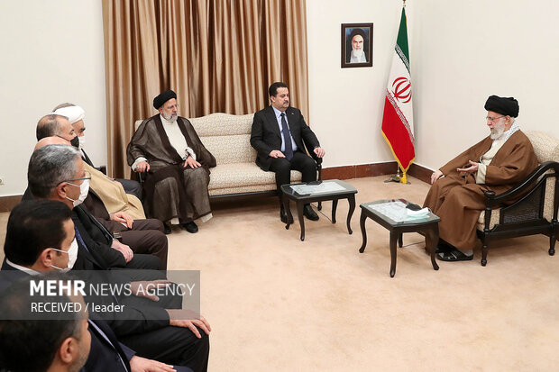 عراقی وزیراعظم کی رہبر معظم انقلاب اسلامی سے ملاقات

