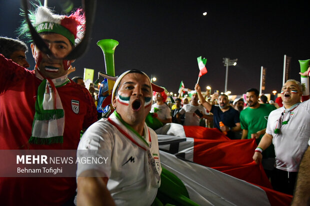 حاشیه دیدار تیم‌های فوتبال ایران و آمریکا