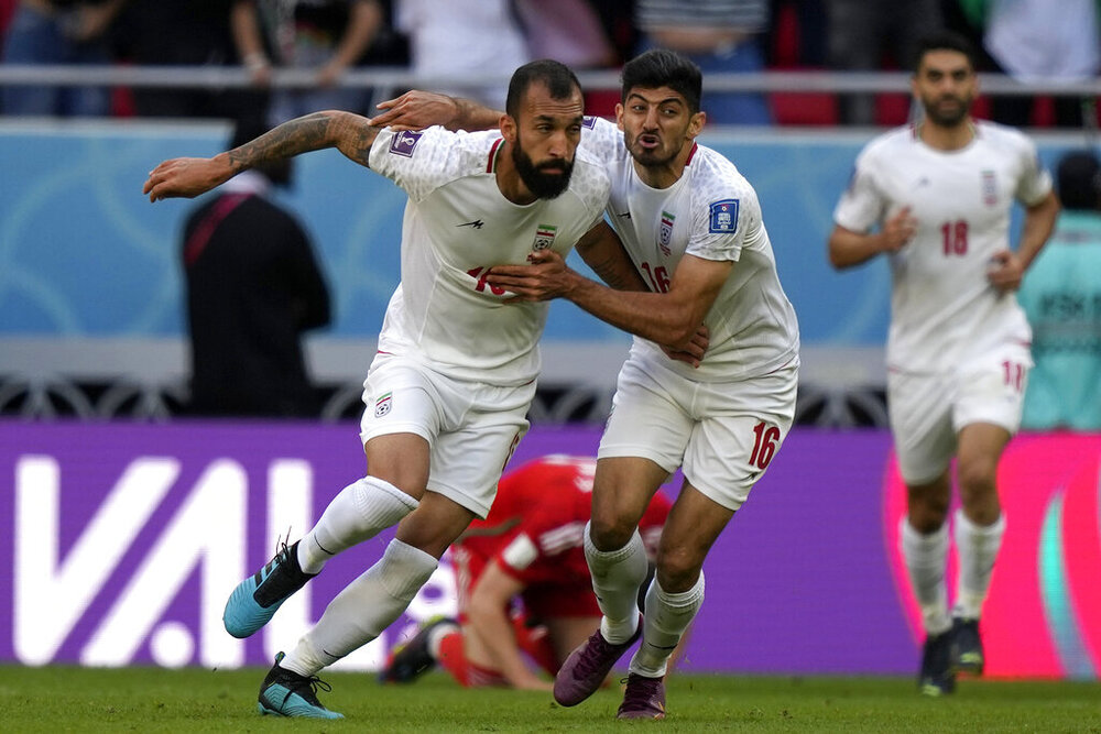 هشدار به قلعهنویی درمورد «باند» تیم ملی؛ چه کسی بازیکن انتخاب میکند؟