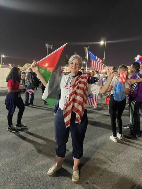 حمایت هواداران تیم ملی فوتبال آمریکا از ملت فلسطین+ تصاویر