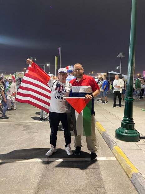 حمایت هواداران تیم ملی فوتبال آمریکا از ملت فلسطین+ تصاویر