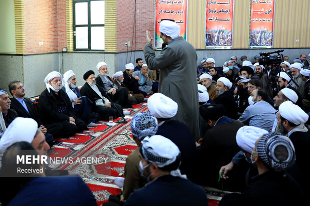 دیدار با علمای اهل سنت و شیعه در کردستان