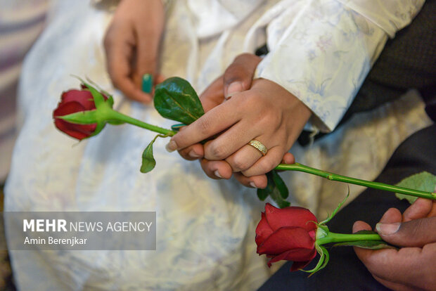 اهدای 313 جهیزیه به زوج های جوان در شیراز