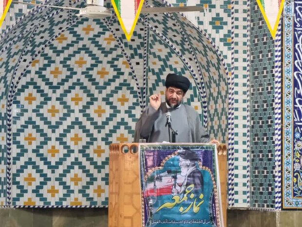 جعل و دروغ پردازی از مهمترین دسیسههای دشمنان است