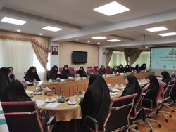 در نشست «از جریان‌سازی برای انقلاب زنانه تا واقعیت غائله زنانه» چه گذشت؟