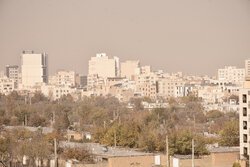 غلظت غبار و آلاینده‌های جوی در سمنان/ کیفیت هوا کاهش یافت