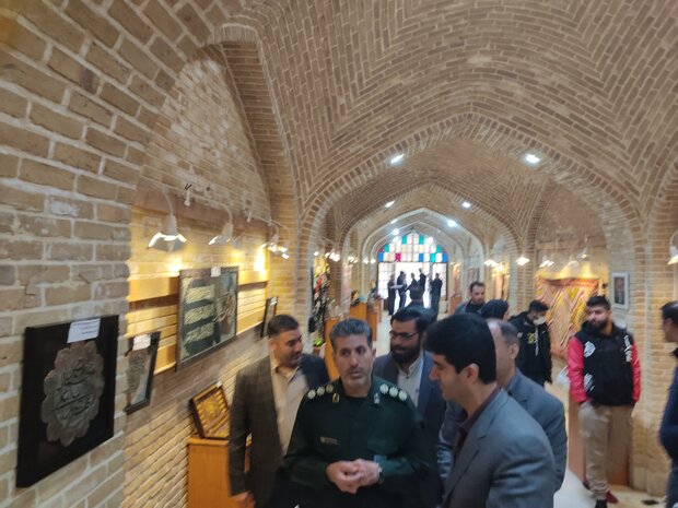 برپایی نمایشگاه دست آفریده های هنر ایران در سنندج