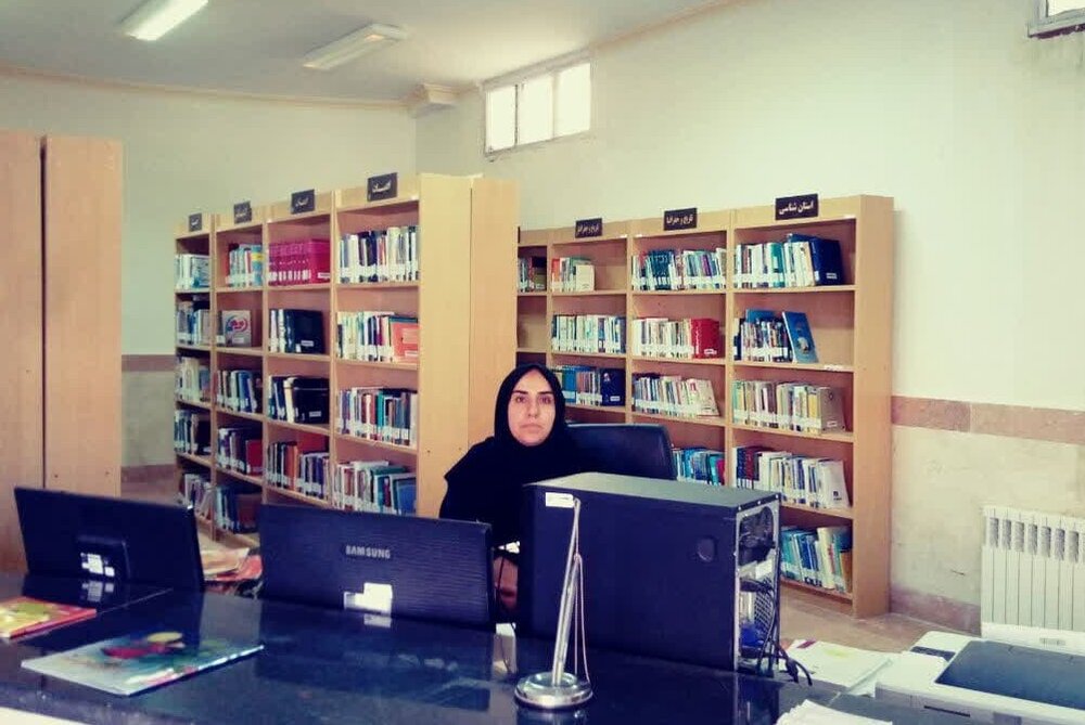 ترغیب به مطالعه رسالت کتابداران/کمبود کتاب معضل استان سمنان است