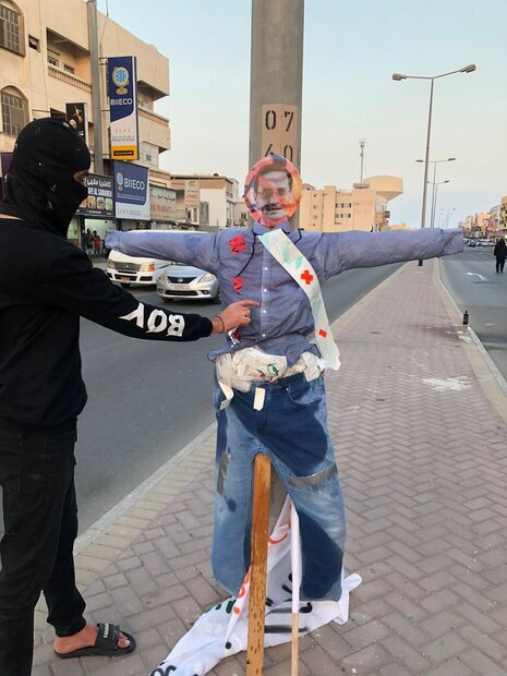 تشدید خشم عمومی مردم بحرین همزمان با سفر هرتزوگ+ فیلم و تصاویر