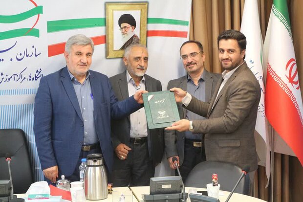 رئیس مرکز رسانه و ارتباطات اجتماعی سازمان بسیج اساتید منصوب شد رئیس مرکز رسانه و ارتباطات اجتماعی سازمان بسیج اساتید منصوب شد