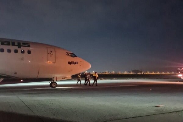 ترکیدن لاستیک هواپیما در فرودگاه بغداد+تصاویر