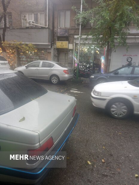 آرامش کامل در بازار لاله زار و فردوسی