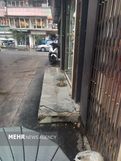 آرامش کامل در بازار لاله زار و فردوسی