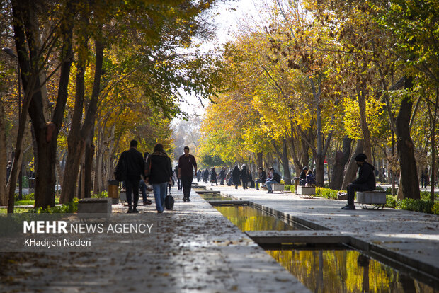 هوای اصفهان سالم است؛ شاخص خمینیشهر و شاهینشهر بر مدار نارنجی