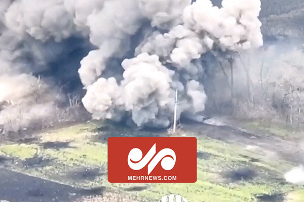 VIDEO: Moment when Russians destroy Ukrainian tank