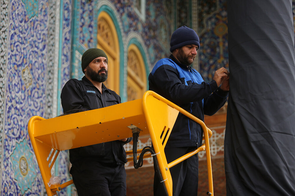 حرم حضرت فاطمه معصومه (س) سپاهپوش شد