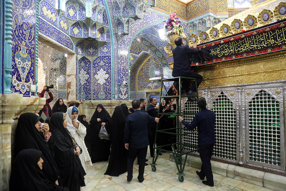 حرم حضرت فاطمه معصومه (س) سپاهپوش شد