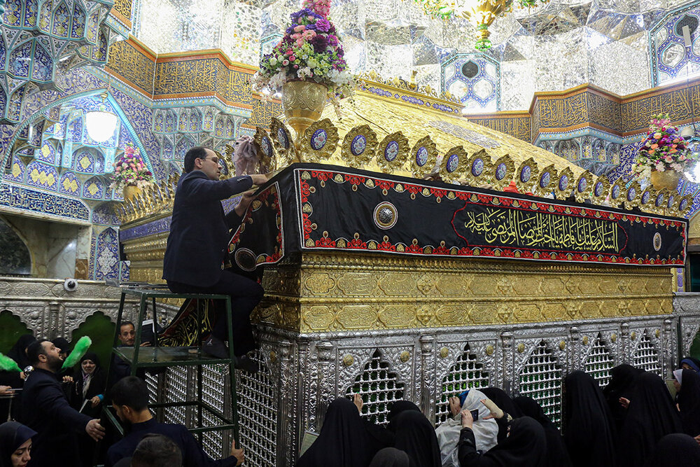 حرم حضرت فاطمه معصومه (س) سپاهپوش شد