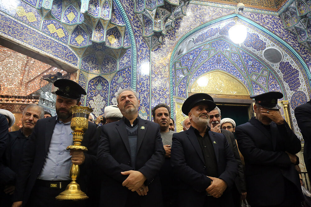 حرم حضرت فاطمه معصومه (س) سپاهپوش شد