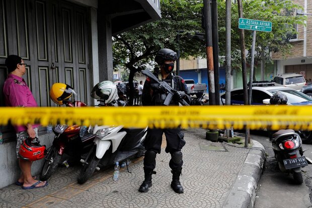 Suspected suicide blast at Indonesian police station kills 2