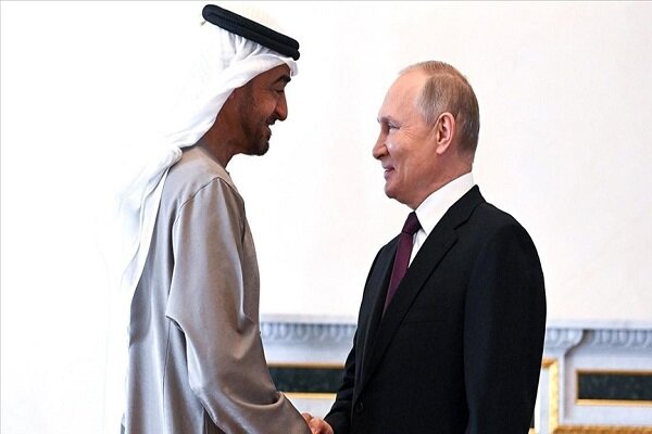 پوتین و رئیس امارات گفتگو کردند