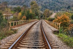 ایران شاهراه ترانزیتی شرق - غرب؛ از تبریز تا ثریا