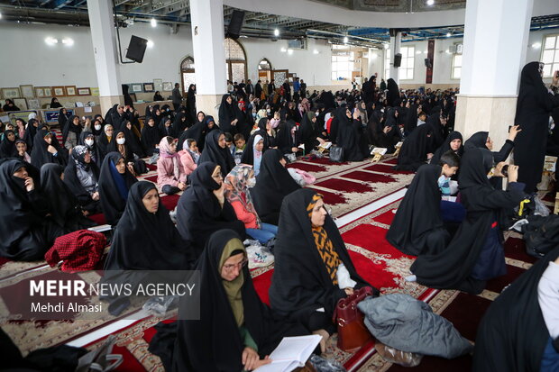 اجتماع بزرگ فعالان قرآنی در استان زنجان